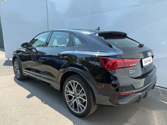Audi Q3 Sportback S line