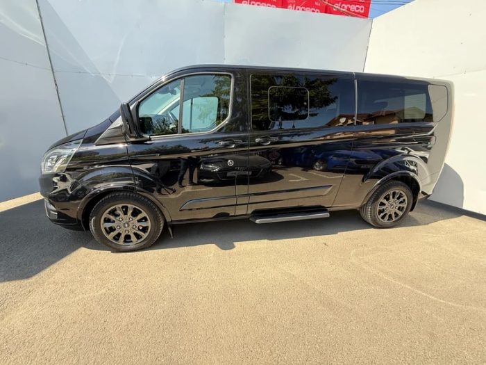 Ford Transit/Tourneo Custom Combi 320 L2 Tourneo Titanium