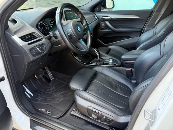 BMW Seria X2 xDrive 20i M Sport-auto rulat-2021