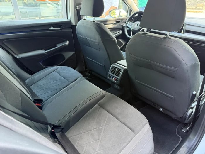 VW Golf Variant Style Diesel